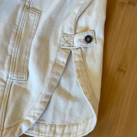 Free People Fringe Out Denim Jacket.  Ecru.  Size L. NWT - Picture 5 of 7